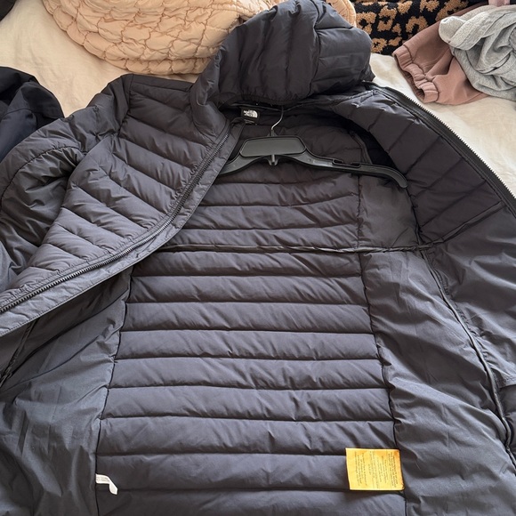EUC North Face Belleview down parka jacket M - Picture 4 of 8